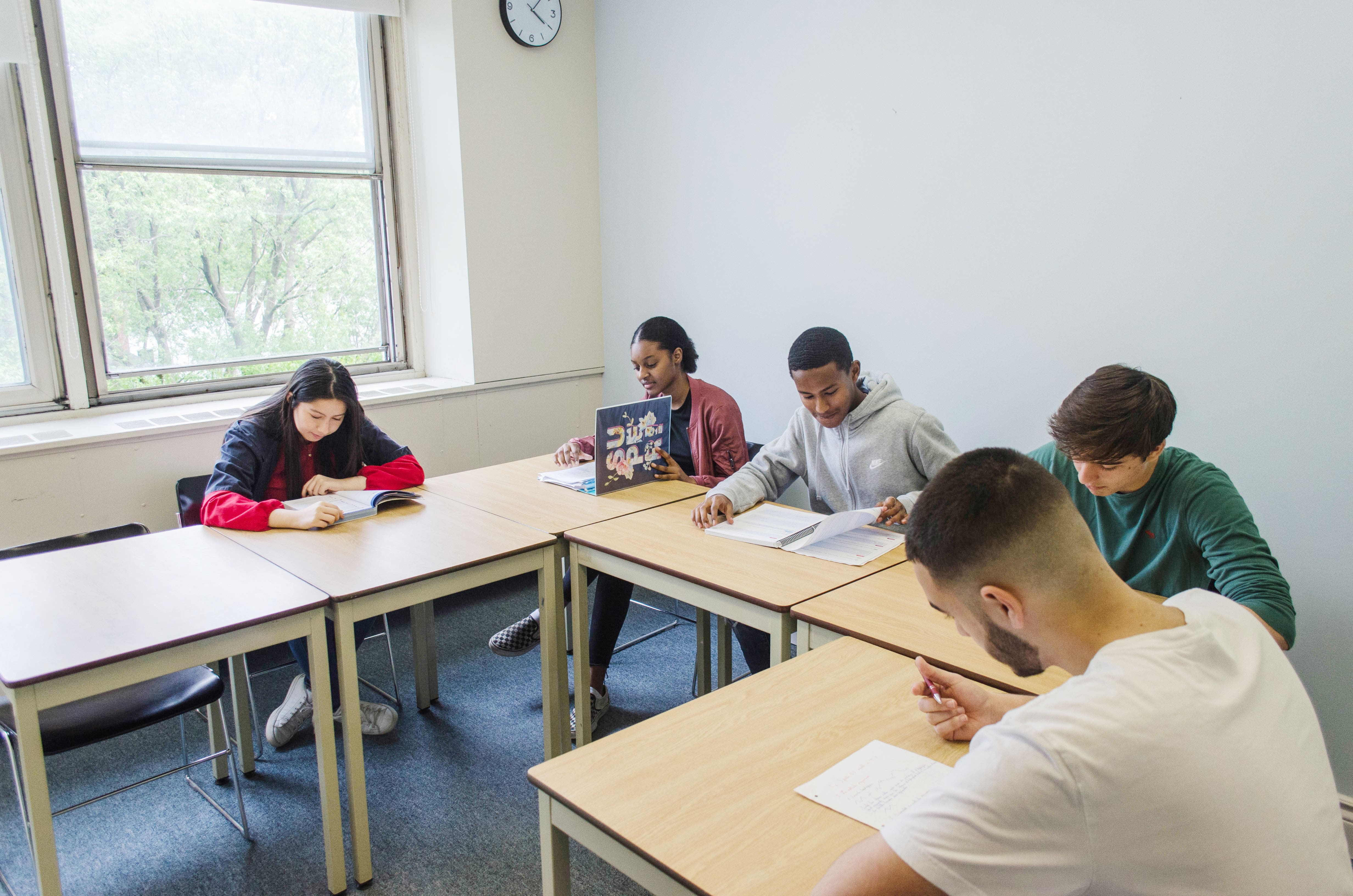 Les lycées et collèges français de Montréal